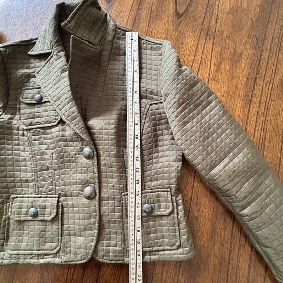 Vintage Harve Benard green quilted button up jacket est. size small - Picture 15 of 16